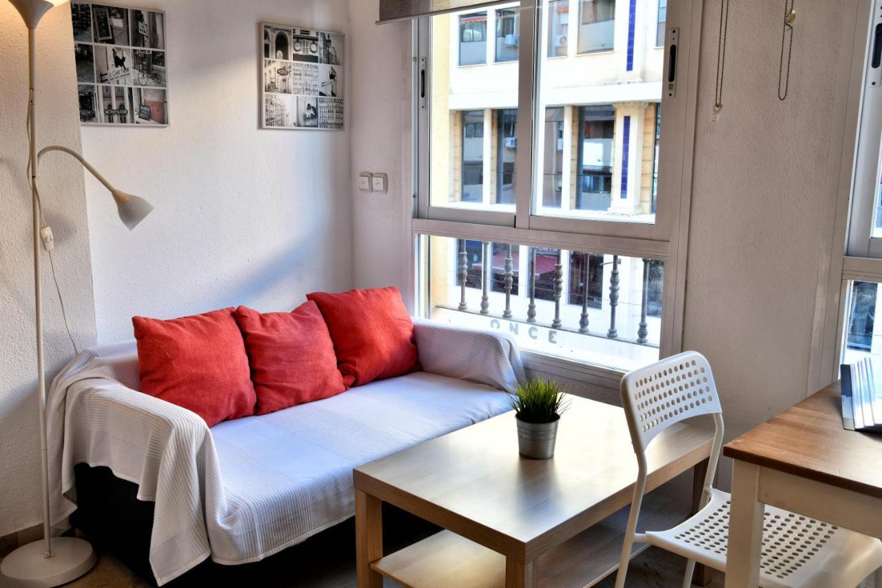Wonderstays Apartamentos Vela Малага Екстериор снимка