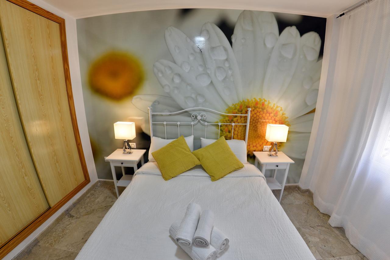 Wonderstays Apartamentos Vela Малага Екстериор снимка